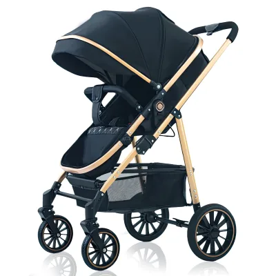 Poussette pliable à quatre roues